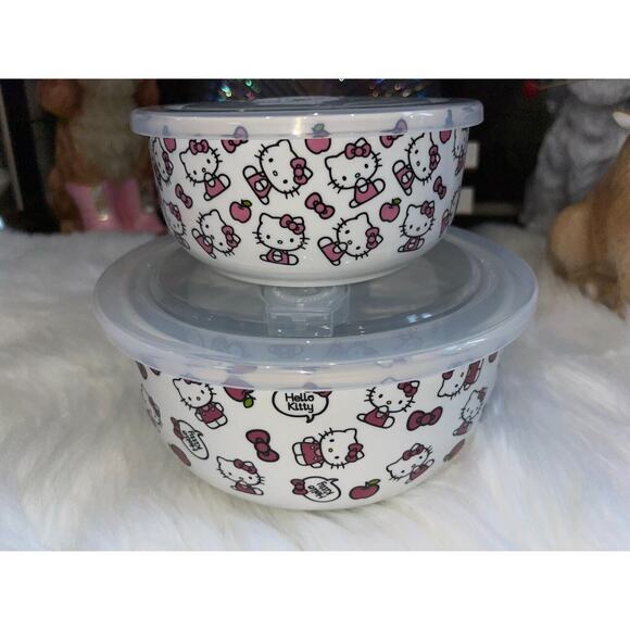 Hello Kitty Covered Storage Bowl With Vent Lid With Apples Set Of 2 - Picture 3 of 8